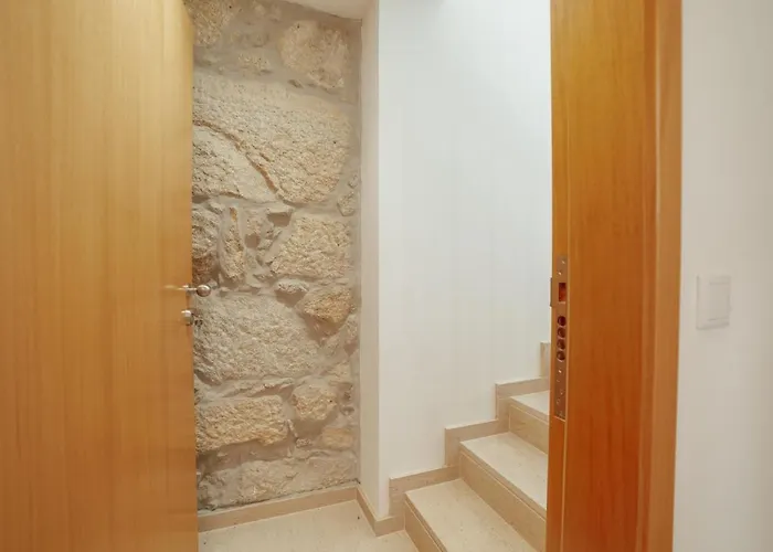 Modern & Stylish By Vacationy *