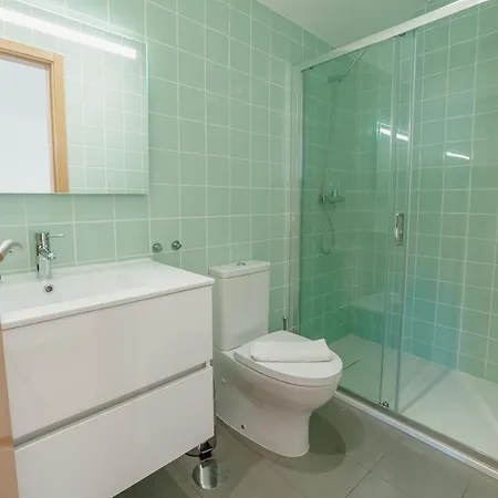 Modern & Stylish By Vacationy Apartmán