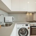 Modern & Stylish By Vacationy Appartement *