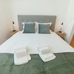 Modern & Stylish By Vacationy *