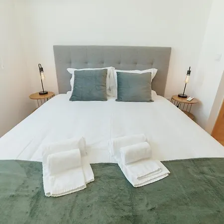 Modern & Stylish By Vacationy *