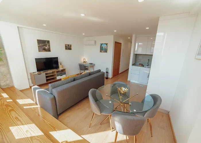 Modern & Stylish By Vacationy