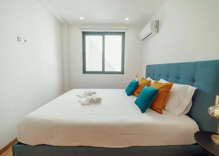 Apartment Modern & Stylish By Vacationy