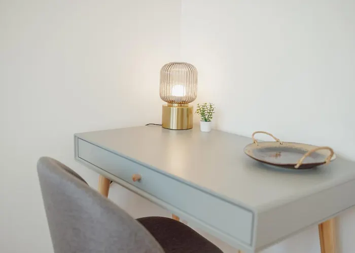 Modern & Stylish By Vacationy *