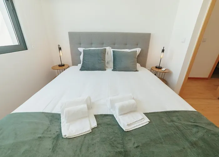 Modern & Stylish By Vacationy *