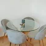 Modern & Stylish By Vacationy *
