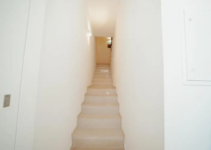 Appartement Modern & Stylish By Vacationy Oporto