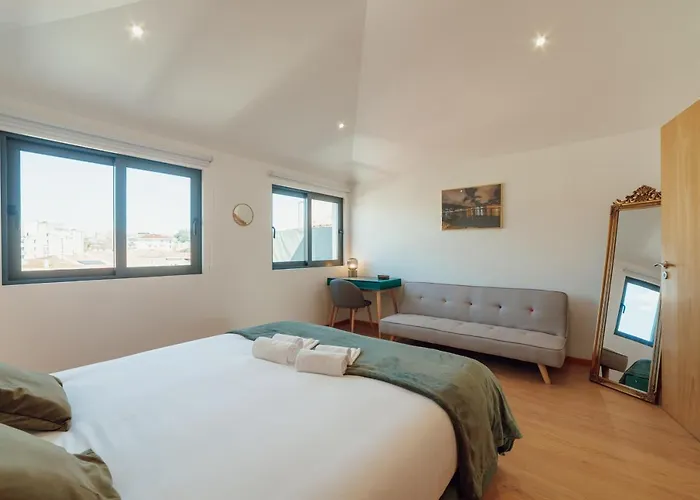 Modern & Stylish By Vacationy *